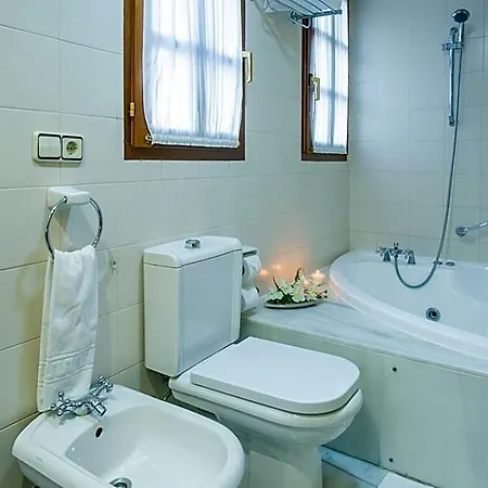 Hotel Palacio De La Vinona 4*