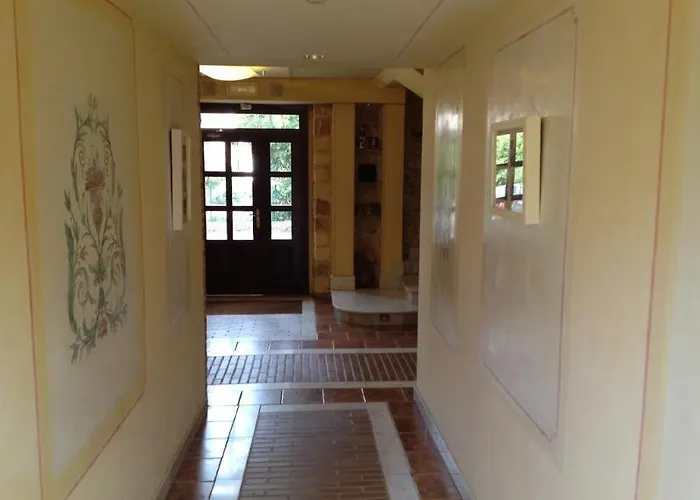 Palacio De La Vinona 4* Oviédo